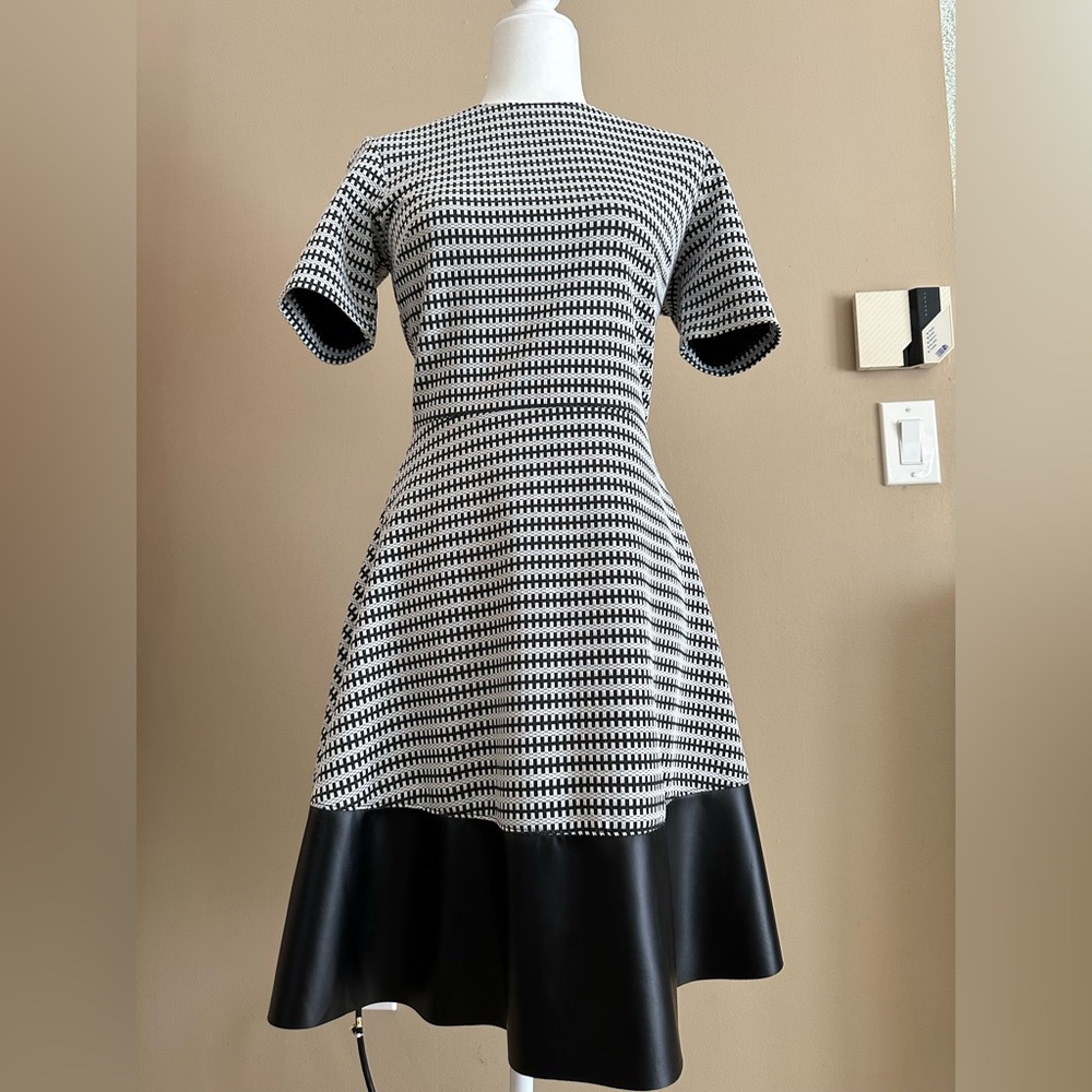 Women dress